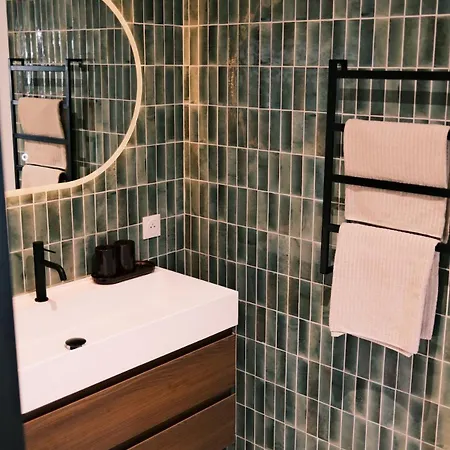 Apartment New, Fully Equipped 1-bedroom Apartment, Tennis, 2 Bikes Included, Ac *