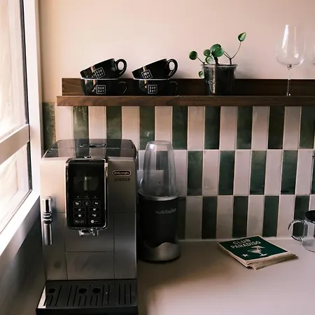 New, Fully Equipped 1-bedroom Apartment, Tennis, 2 Bikes Included, Ac