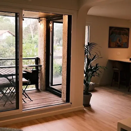 Апартаменты New, Fully Equipped 1-bedroom Apartment, Tennis, 2 Bikes Included, Ac Сеньос