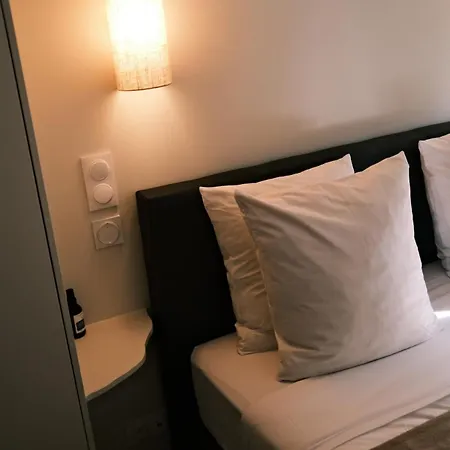 Апартаменты New, Fully Equipped 1-bedroom Apartment, Tennis, 2 Bikes Included, Ac Сеньос